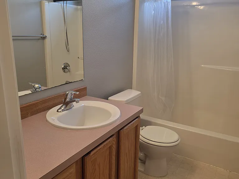 8746 NE Box Elder St — Photo 15