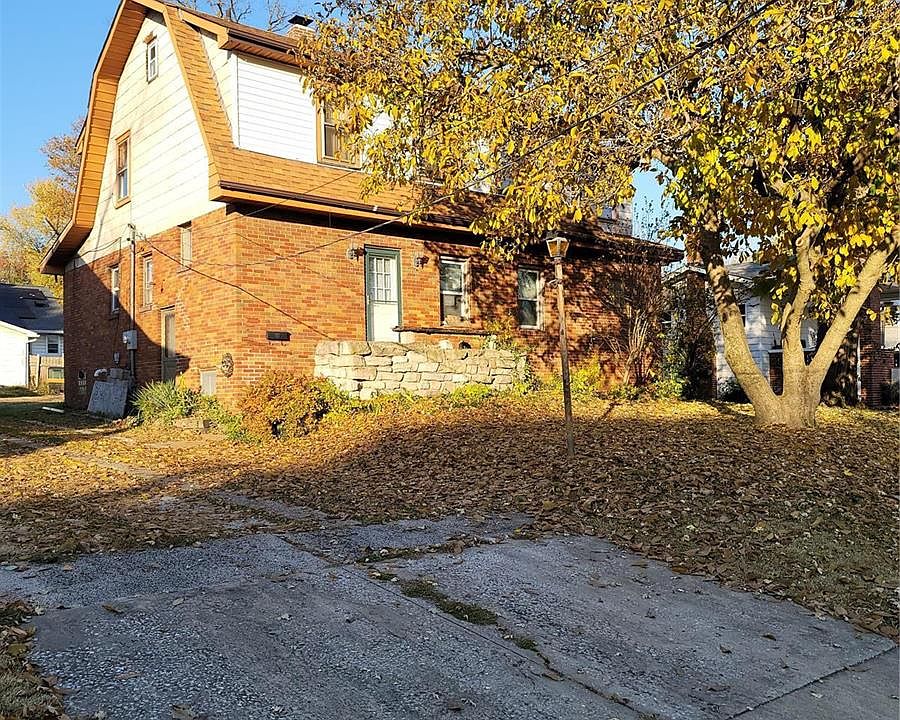 1st image of 2624 Sanford Ave