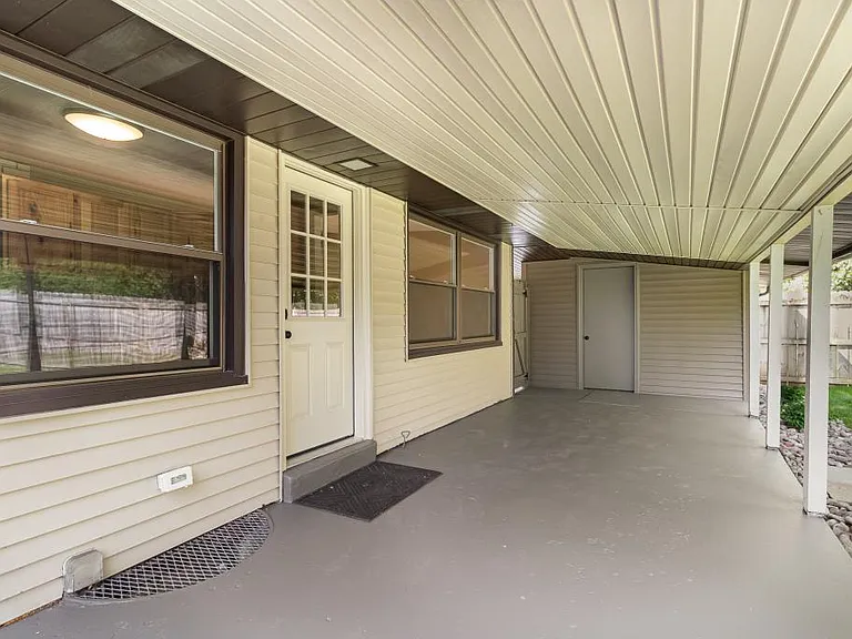 24 Cornell Dr — Photo 21