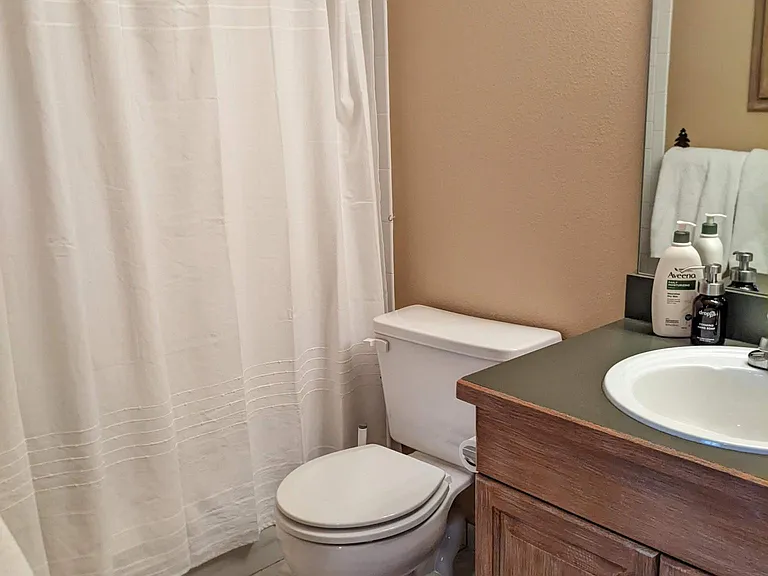 160B Rivercrest Dr #B — Photo 17