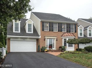 2306 Yvonnes Way, Dunn Loring, VA 22027