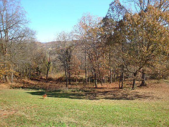 4th image of 10213 Arnold Ln