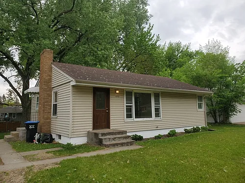 1032 County Road B W Photo 1