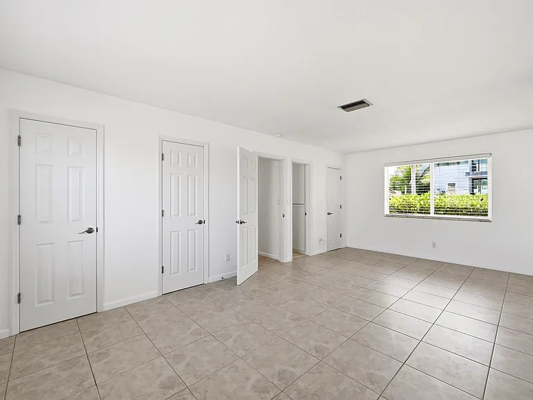 4454 W Tradewinds Ave — Photo 14