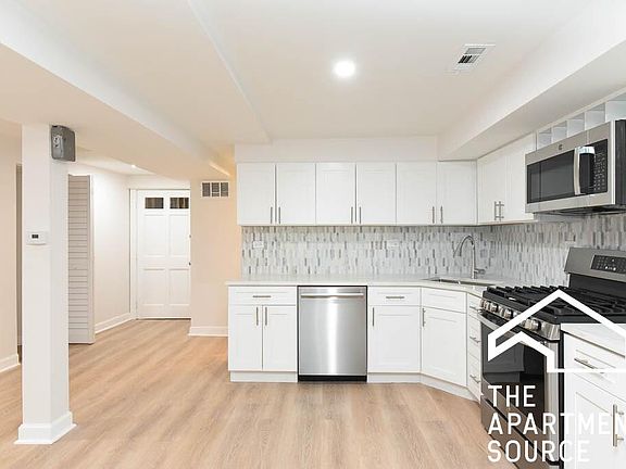 5th image of 718 W Wrightwood Ave #G