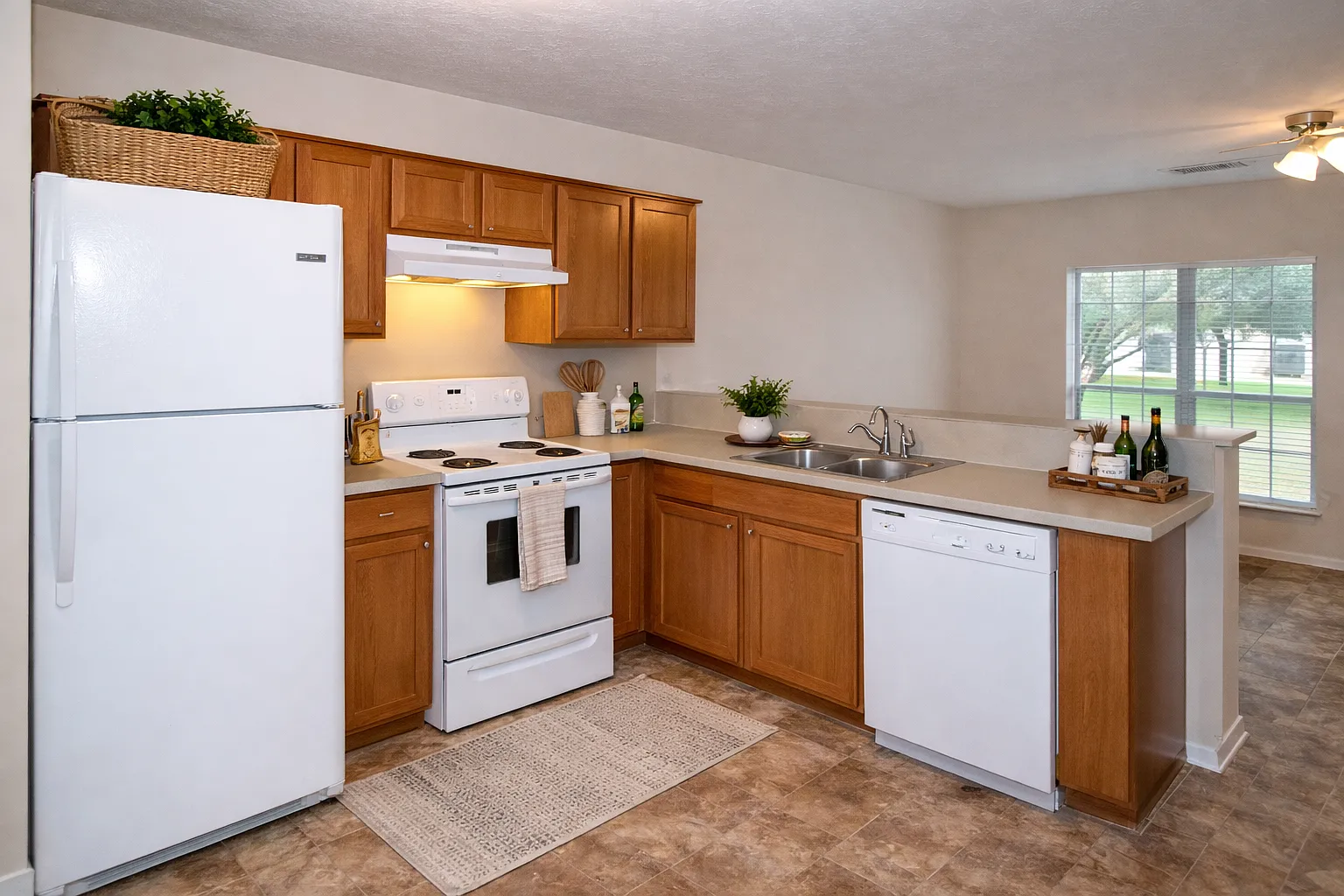 24768 Penny Ln - B — Photo 4