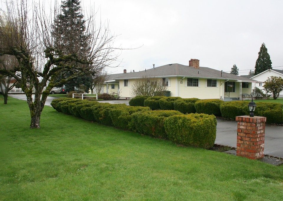 1st image of 2909 Roosevelt Ave