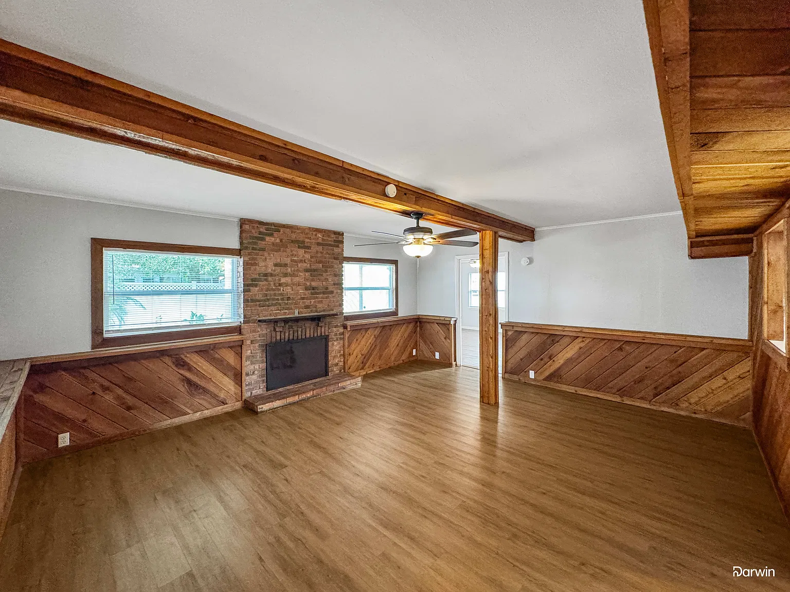 3 bed, 2.0 bath, 2049 sqft, $2,620 — Photo 4