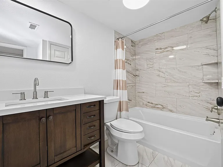 5929 Queensloch Dr #131 — Photo 24