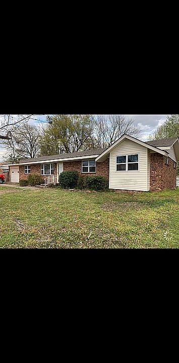 1st image of 7905 Holly Ave