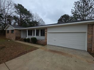 3011 Deerfield Rd NW, Huntsville, AL 35810