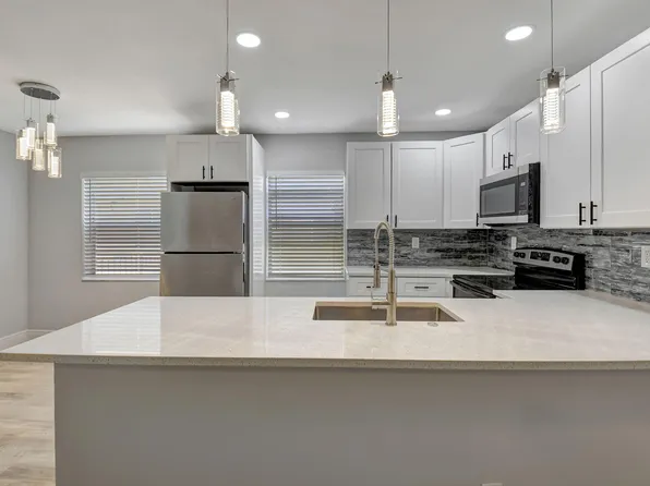 909 S Flanders S, Delray Beach, FL 33484