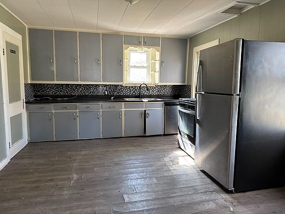 5th image of 3743 S Ravenna Rd