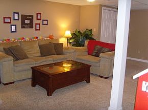 2nd image of 4645 Woodcliff Dr