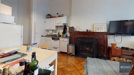 Rented by Bond New York