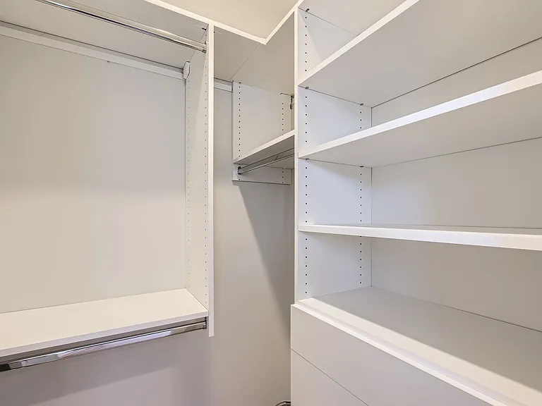 5014 N Rockwell St #1 — Photo 12