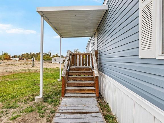 3rd image of 135 N Phoenix Rd #43