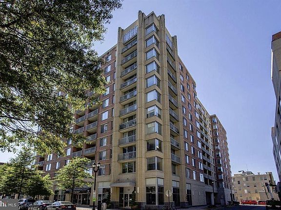 2nd image of 1020 N Highland St Unit 222