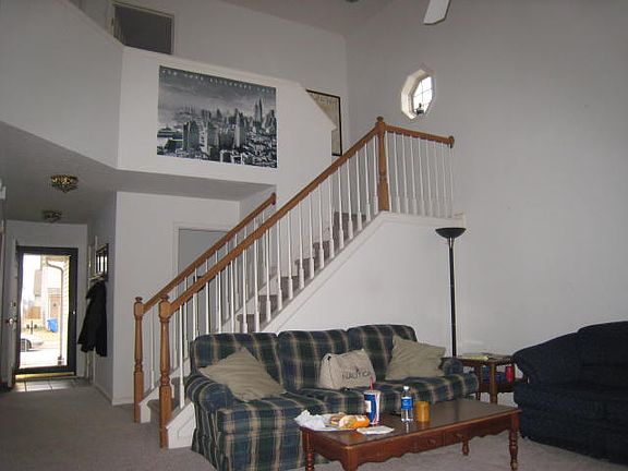 3rd image of 525 Wellington Gardens Dr