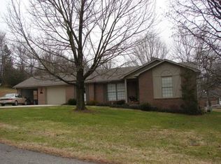 1515 Heather Pl, Madisonville, KY 42431
