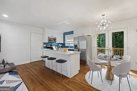 859 Kings Grant Dr NW — Photo 2