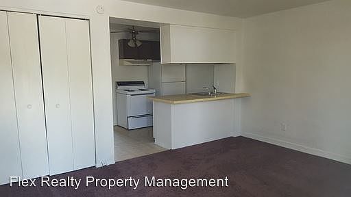 2nd image of 1933 W Alexis Rd APT 116