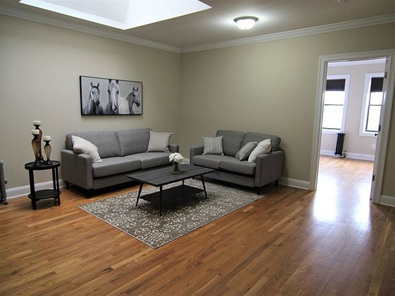 4th image of 2024 31st St APT D5