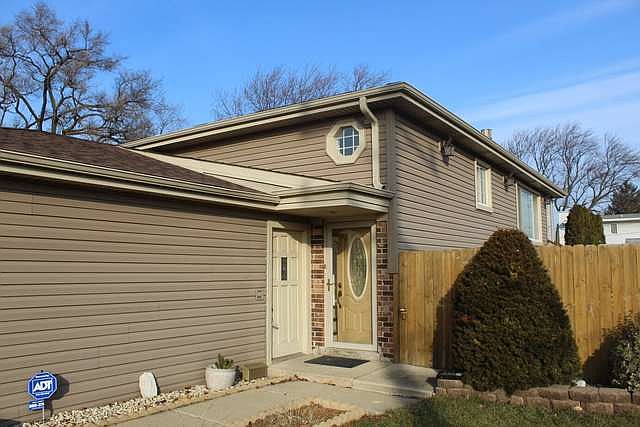 1st image of 9600 Castello Ave