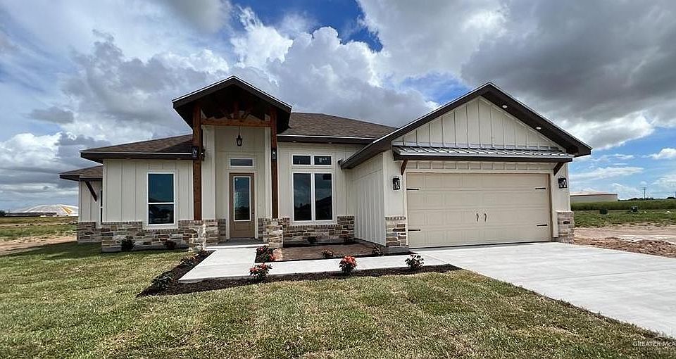 1st image of 321 Janet Cir S