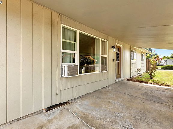 4th image of 9103 NE 99th St