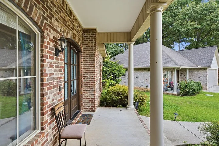 4 bed, 2967 sqft, $2,250 — Photo 3