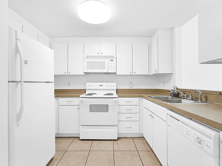 1250 S Miami Ave #812 — Photo 7