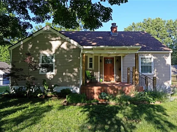 1529 S Dodgion St, Independence, MO 64055