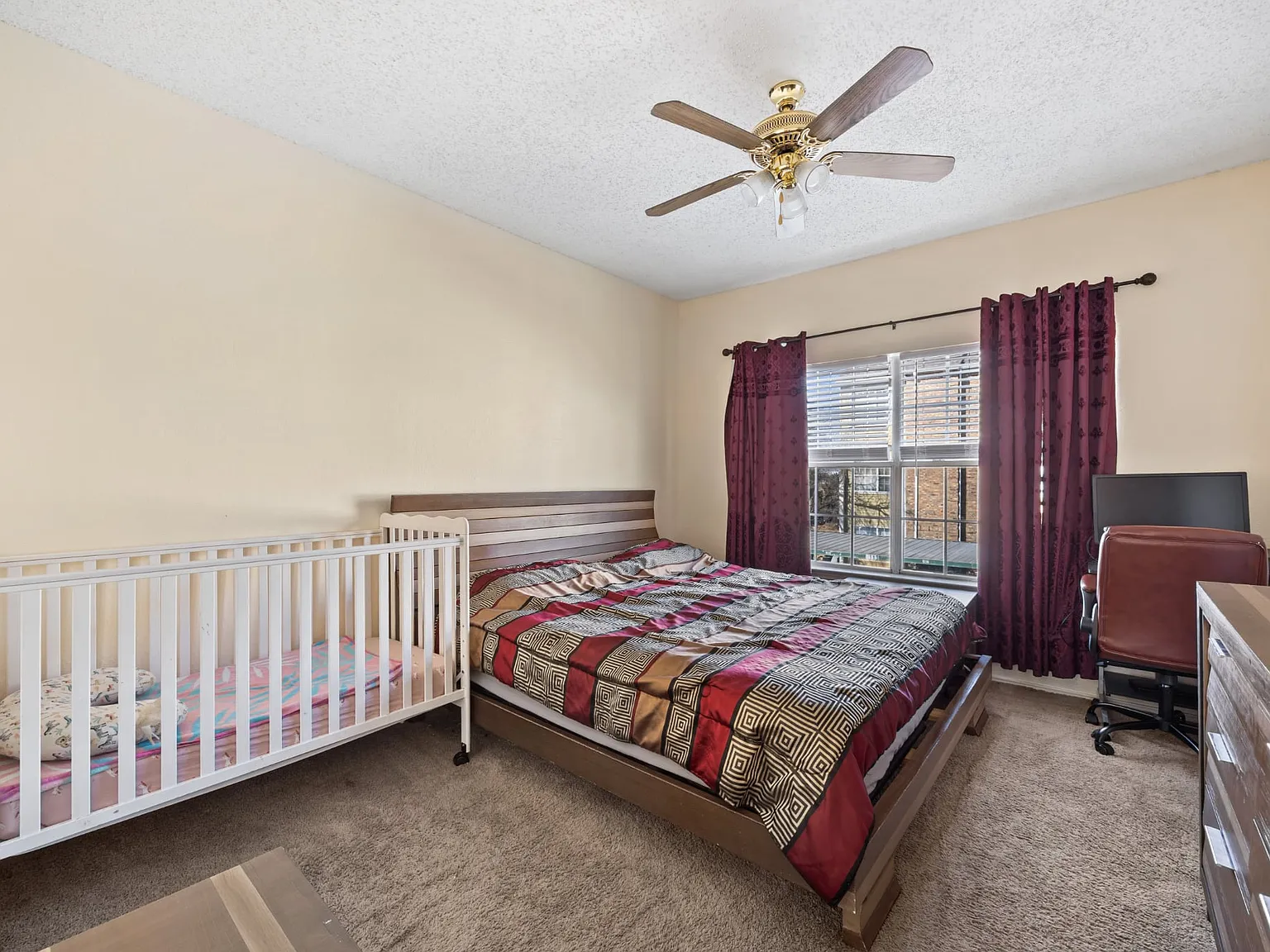 4115 Esters Rd — Photo 2