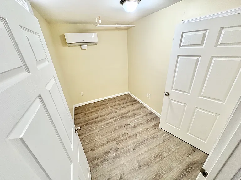 133 W Main St #1C — Photo 8