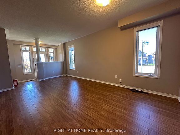 4th image of 50 Blacksmith Ln