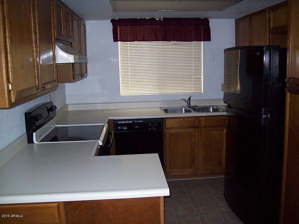 2nd image of 818 S Westwood APT 120