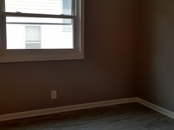 5th image of 56 Wilbury Pl APT 2B