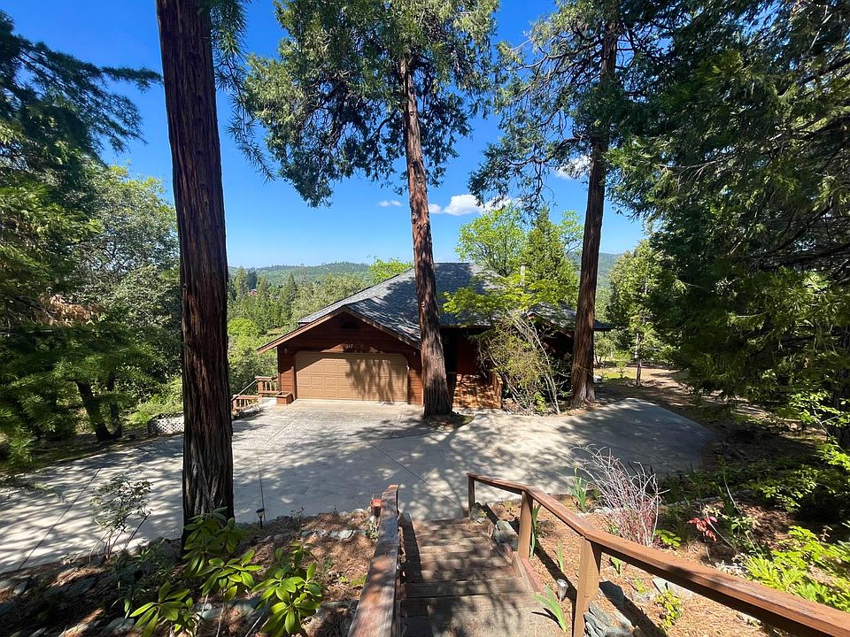 1st image of 387 Snowberry Ct