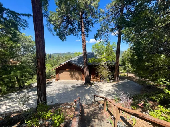 387 Snowberry Ct, Murphys, CA 95247