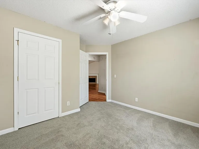 37 Dianne Mackenzie Way — Photo 18