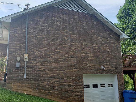 2nd image of 1018 Allison Dr