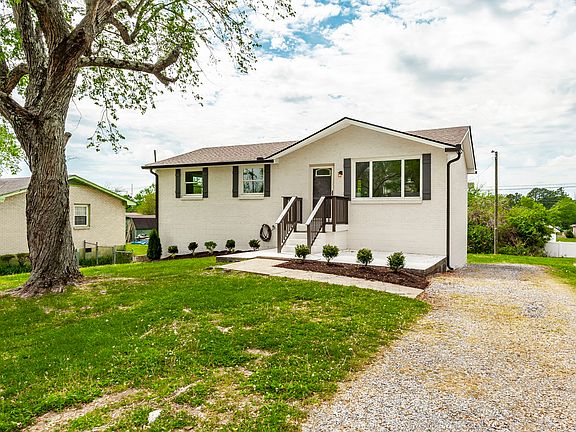 2nd image of 709 Perry Dr