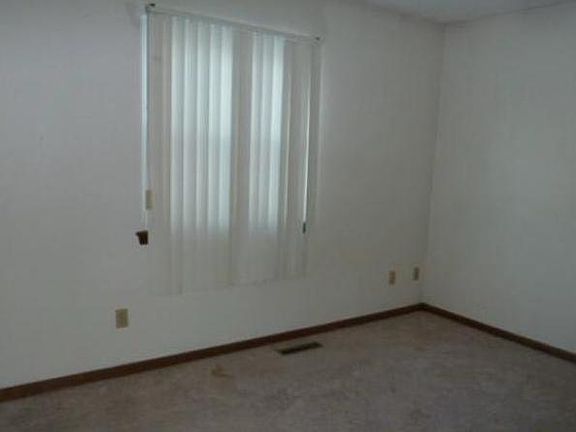 4th image of 2300 Luwanna Dr