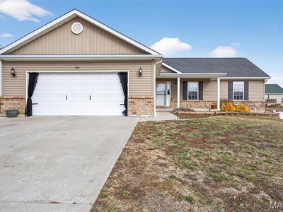 101 Kensington Palace Dr, Troy, MO, 63379