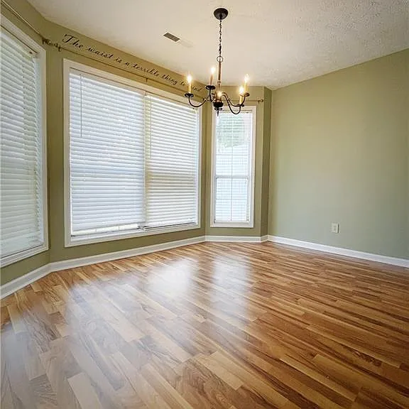 2715 Barnwood Xing — Photo 6