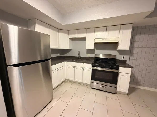 76 Sherman Ave #17B, New Haven, CT 06511