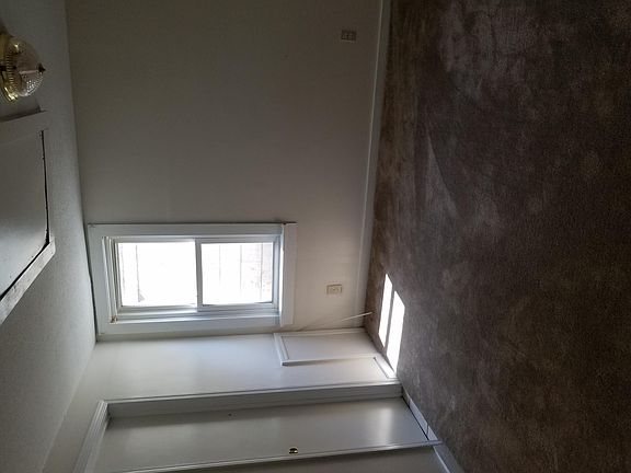 3rd image of 3205 W 120th St #Single