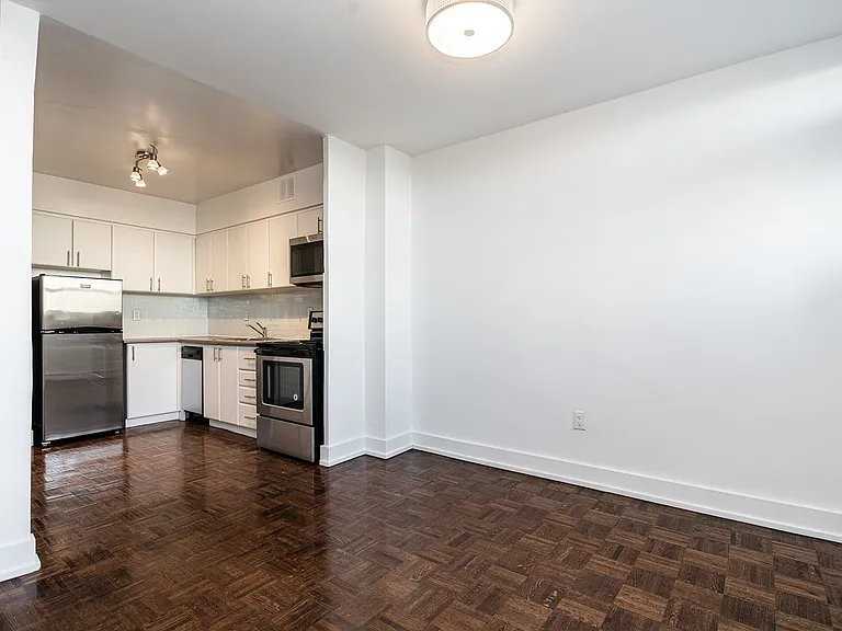 265 Dixon Rd — Photo 4