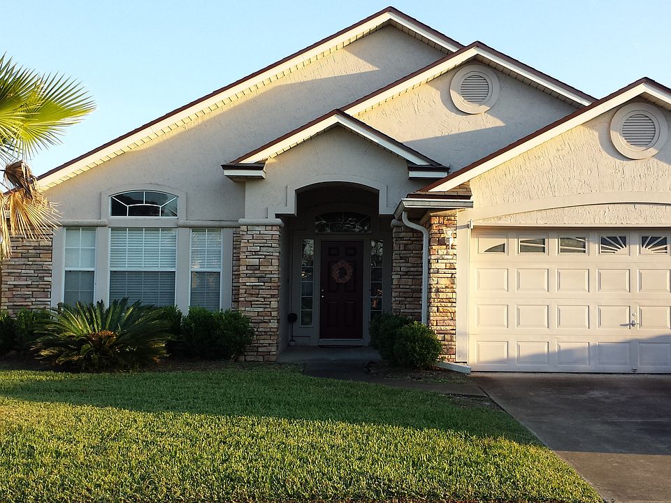 1st image of 1932 Willesdon Dr W